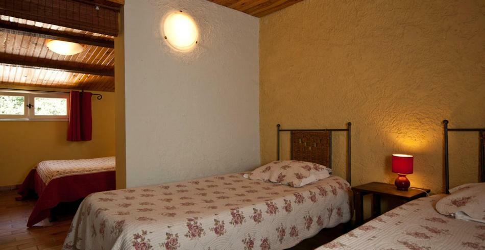 アルマーニュ・アン・プロヴァンス Domaine De Bertrandy Bed & Breakfast エクステリア 写真